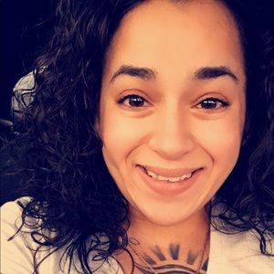 Meet your Posher, Lilliam